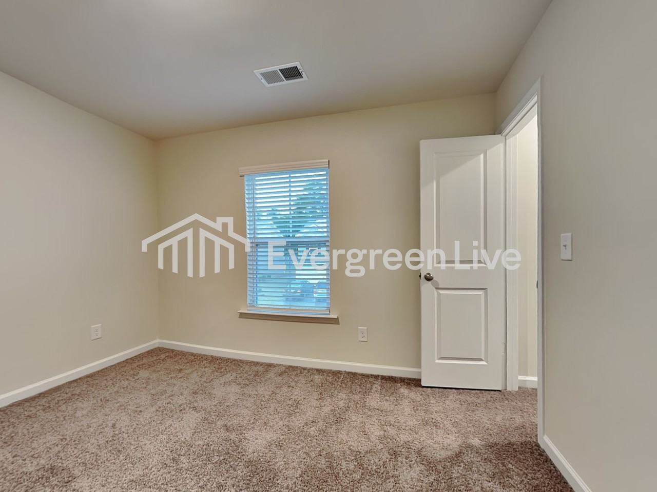 129 Boat Club Ln - Photo 7 of 22