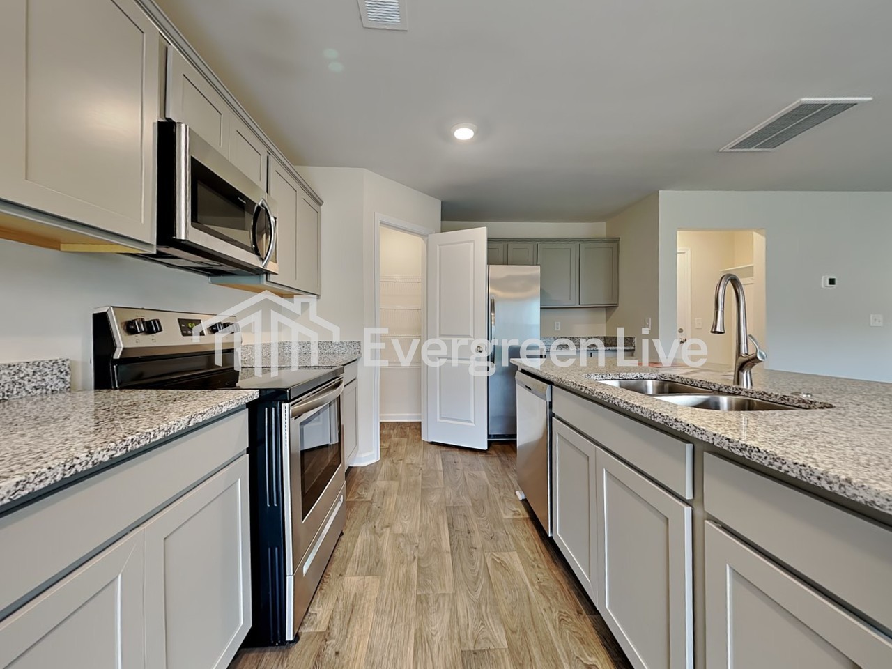 129 Boat Club Ln - Photo 6 of 15