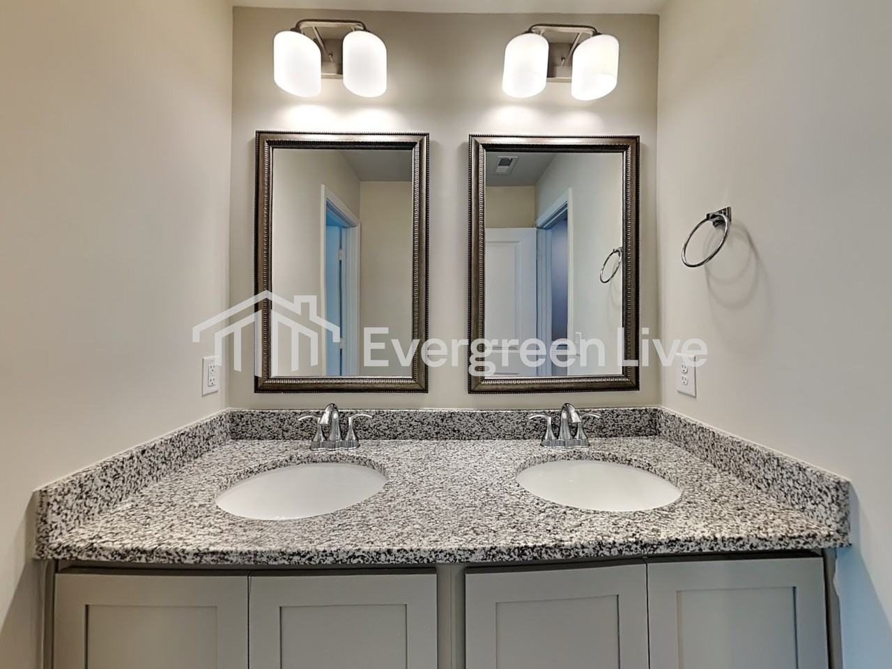 305 Flushing Bay Ct - Photo 5 of 19