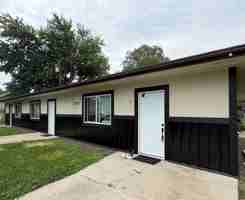 featured image of 3322 W Taft St