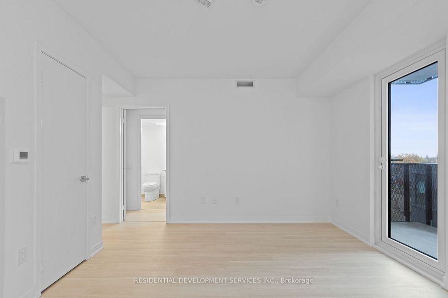 500 Wilson Avenue #636 - Photo 3 of 33