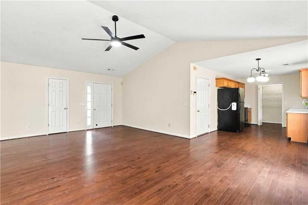 28 Autumn Ridge Dr - Photo 3 of 38