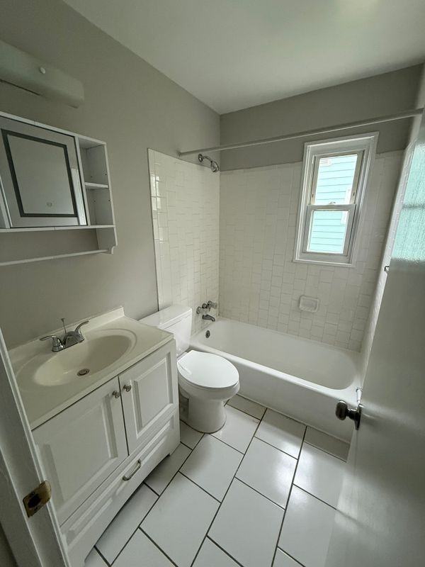 6221 Addison Rd - Photo 4 of 12