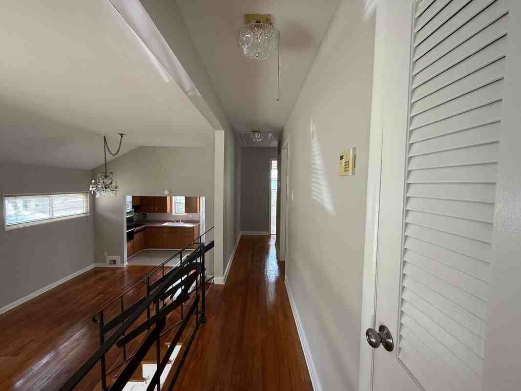 6221 Addison Rd - Photo 6 of 12