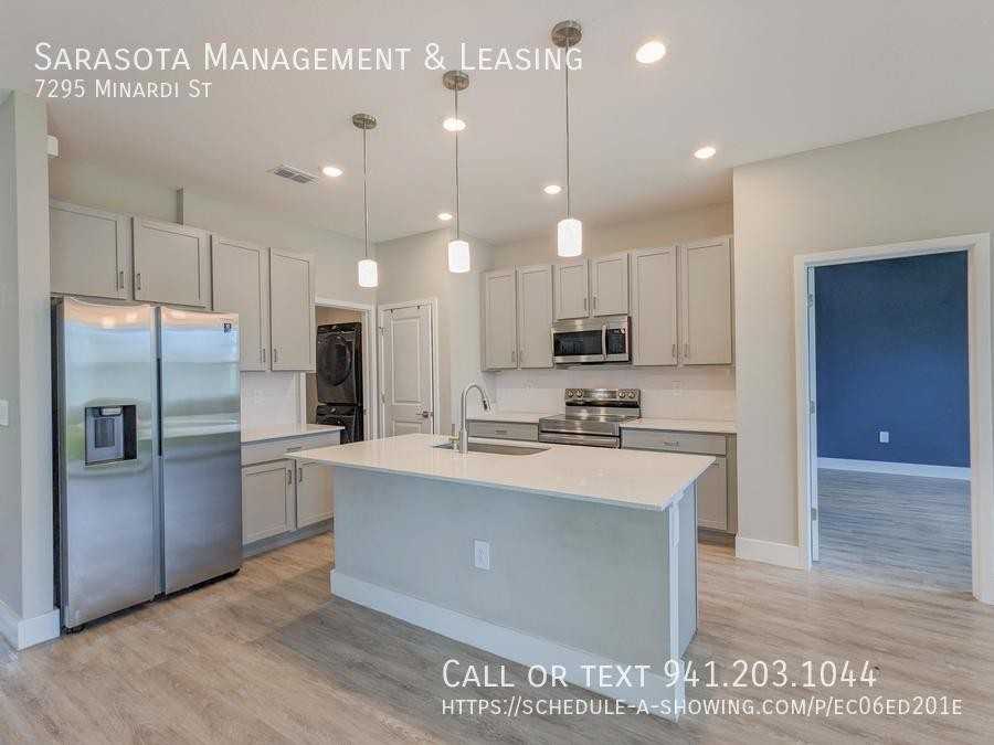7295 Minardi St - Photo 6 of 34