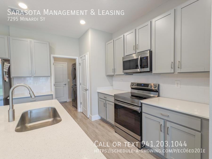 7295 Minardi St - Photo 7 of 34
