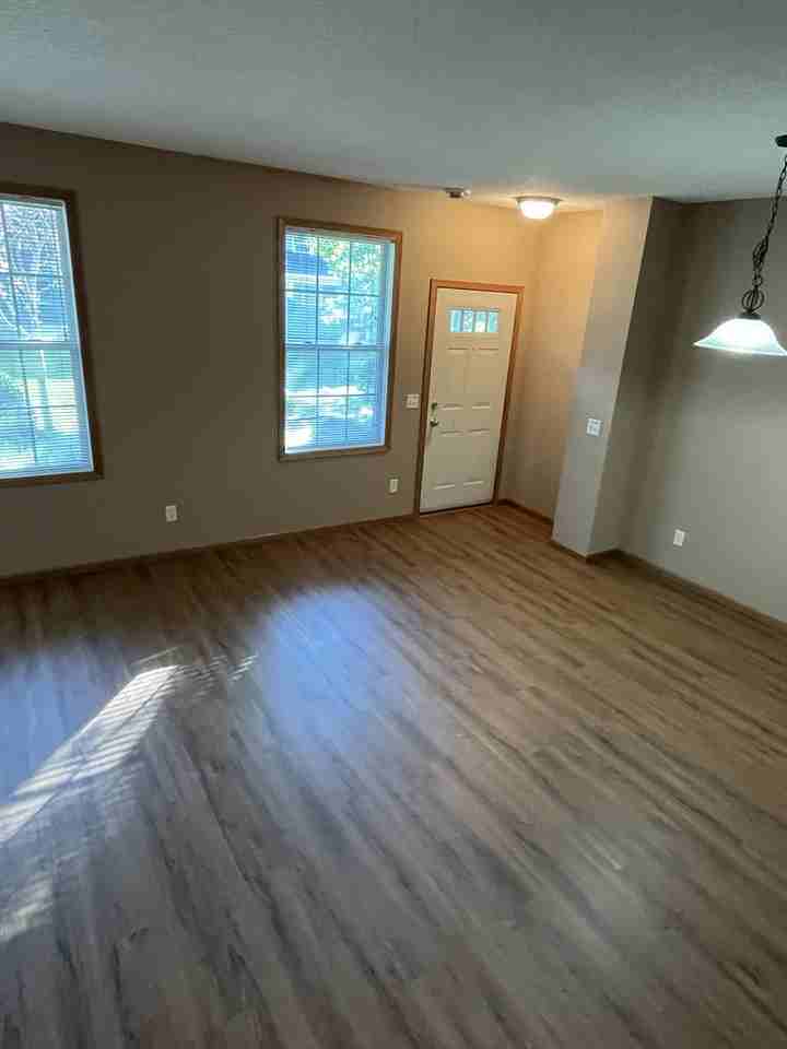 14289 Banyan Ln - Photo 3 of 19