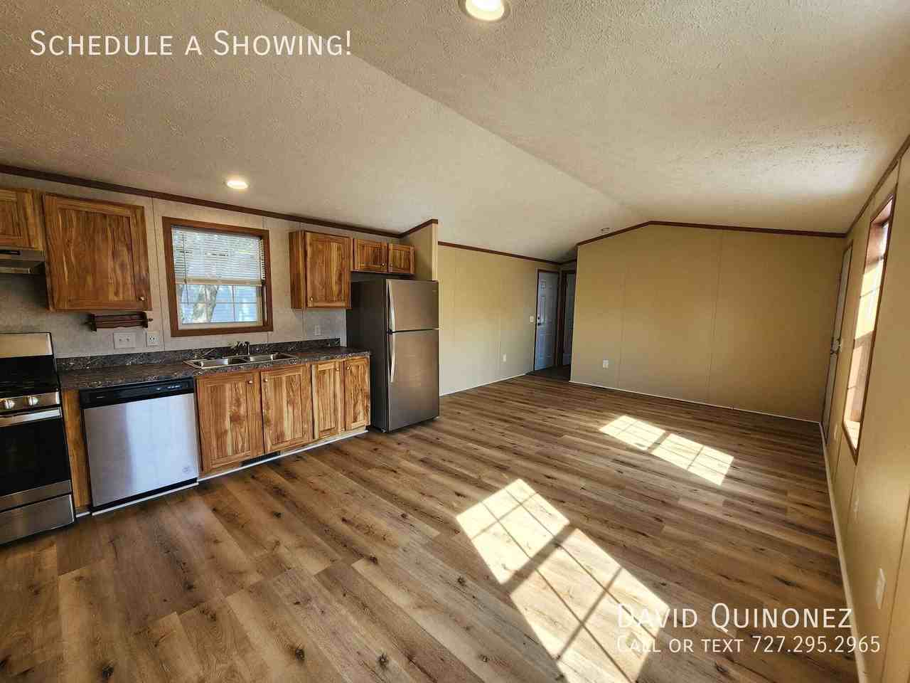 5711 Heather View Ln - Photo 4 of 13