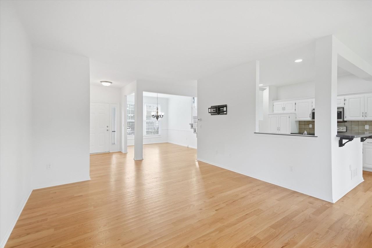 14874 S Summit St #NA - Photo 3 of 21