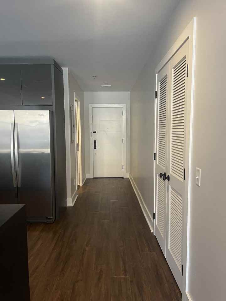 230 W Saint Julian St #C - Photo 3 of 15
