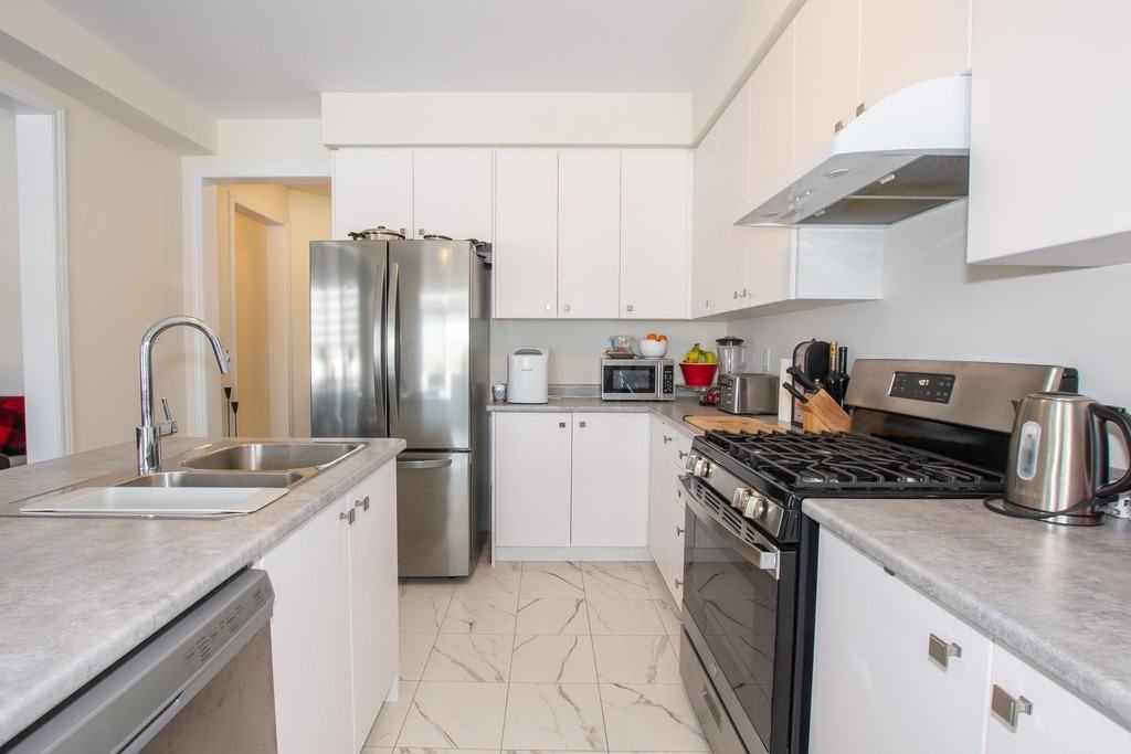 26 Peach St - Photo 6 of 20