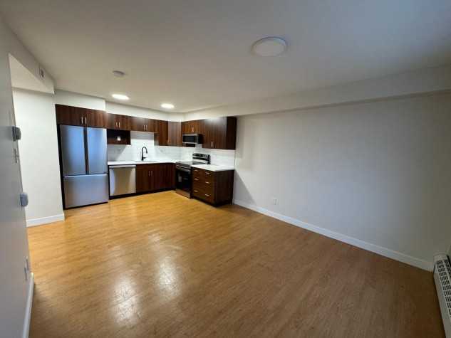 4707 50 St - Photo 2 of 6