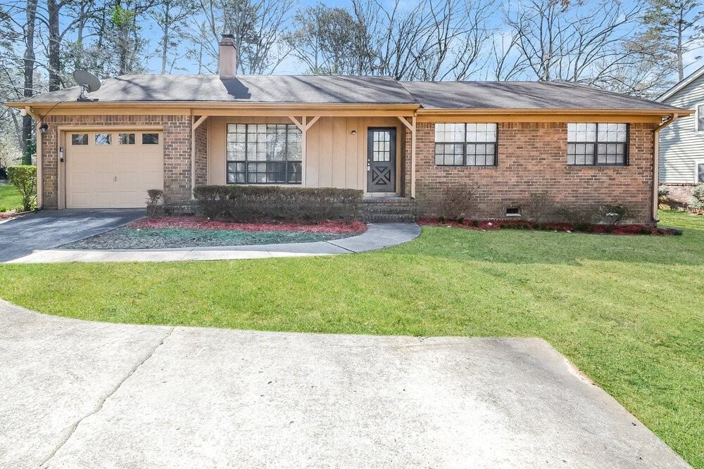 935 Pine Hill Rd - Photo 2 of 24