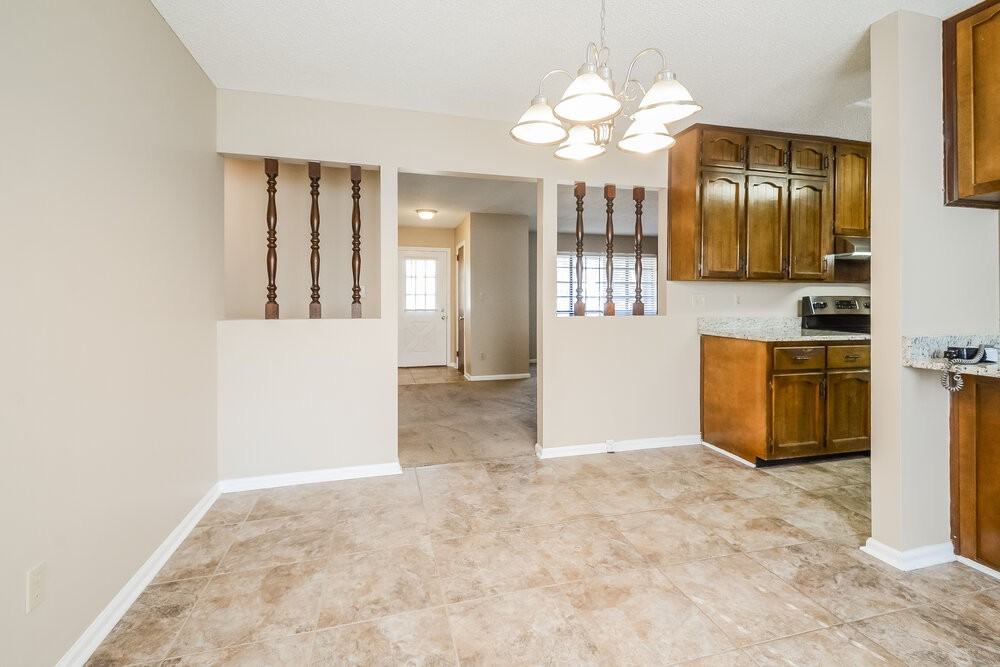 935 Pine Hill Rd - Photo 6 of 24