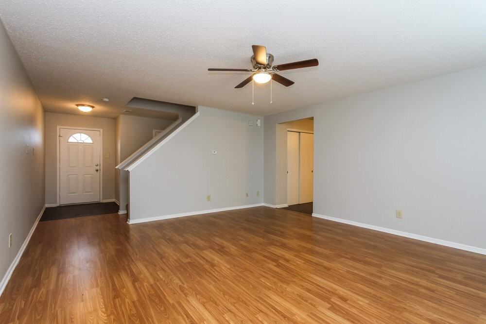 2858 Ludwig Dr - Photo 3 of 17