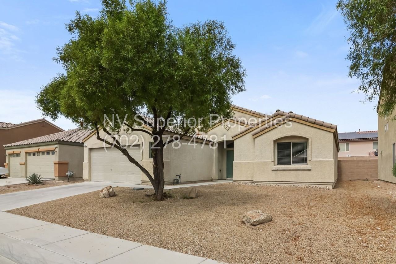 1204 Cindy Love Ave - Photo 2 of 49