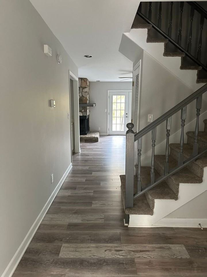 4 Graystone Way - Photo 4 of 22