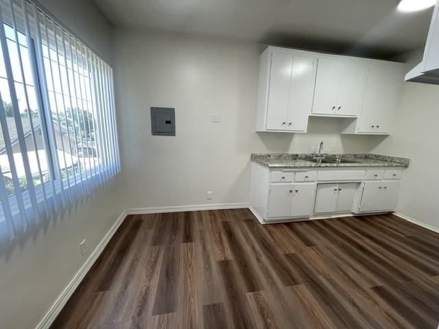 10970 South Figueroa Street #12 - Photo 6 of 14