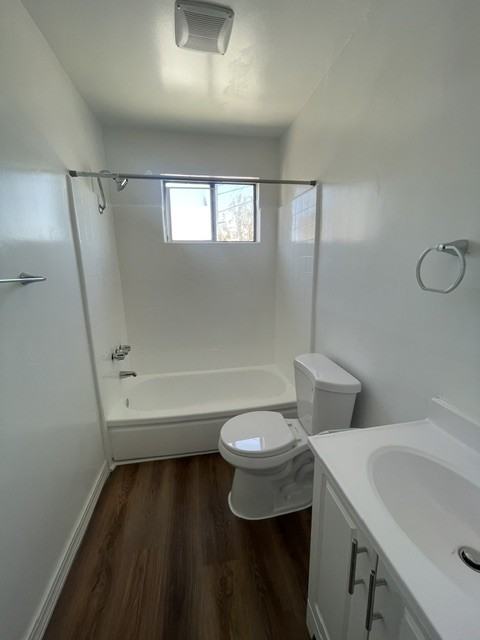 10970 South Figueroa Street #12 - Photo 7 of 14