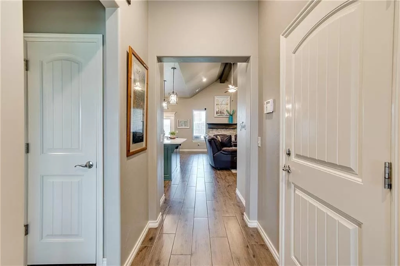 8309 Nw 160th Ct - Photo 3 of 31