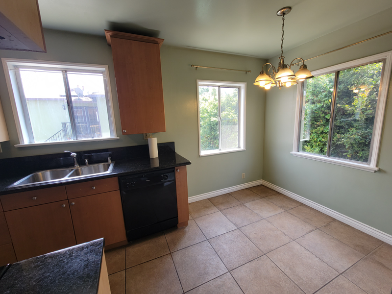 1439 S Sierra Bonita Ave - Photo 3 of 17