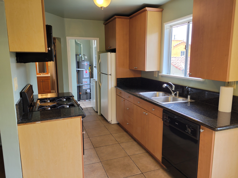 1439 S Sierra Bonita Ave - Photo 4 of 17