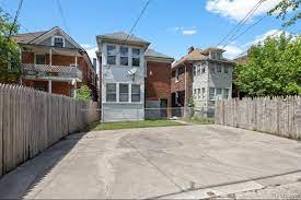 1505 W Euclid St - Photo 7 of 10