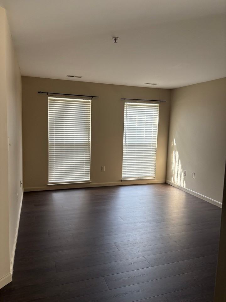 2502 Driftwood Ct #2A - Photo 7 of 16