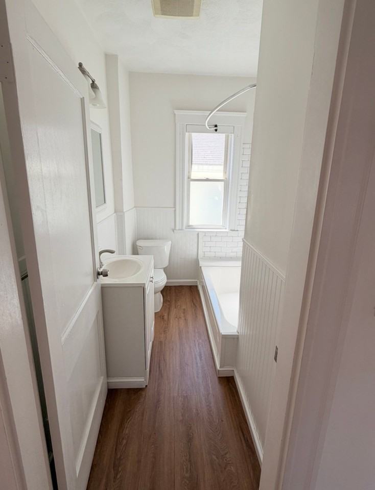 13 Clarendon Ave #03 - Photo 4 of 6