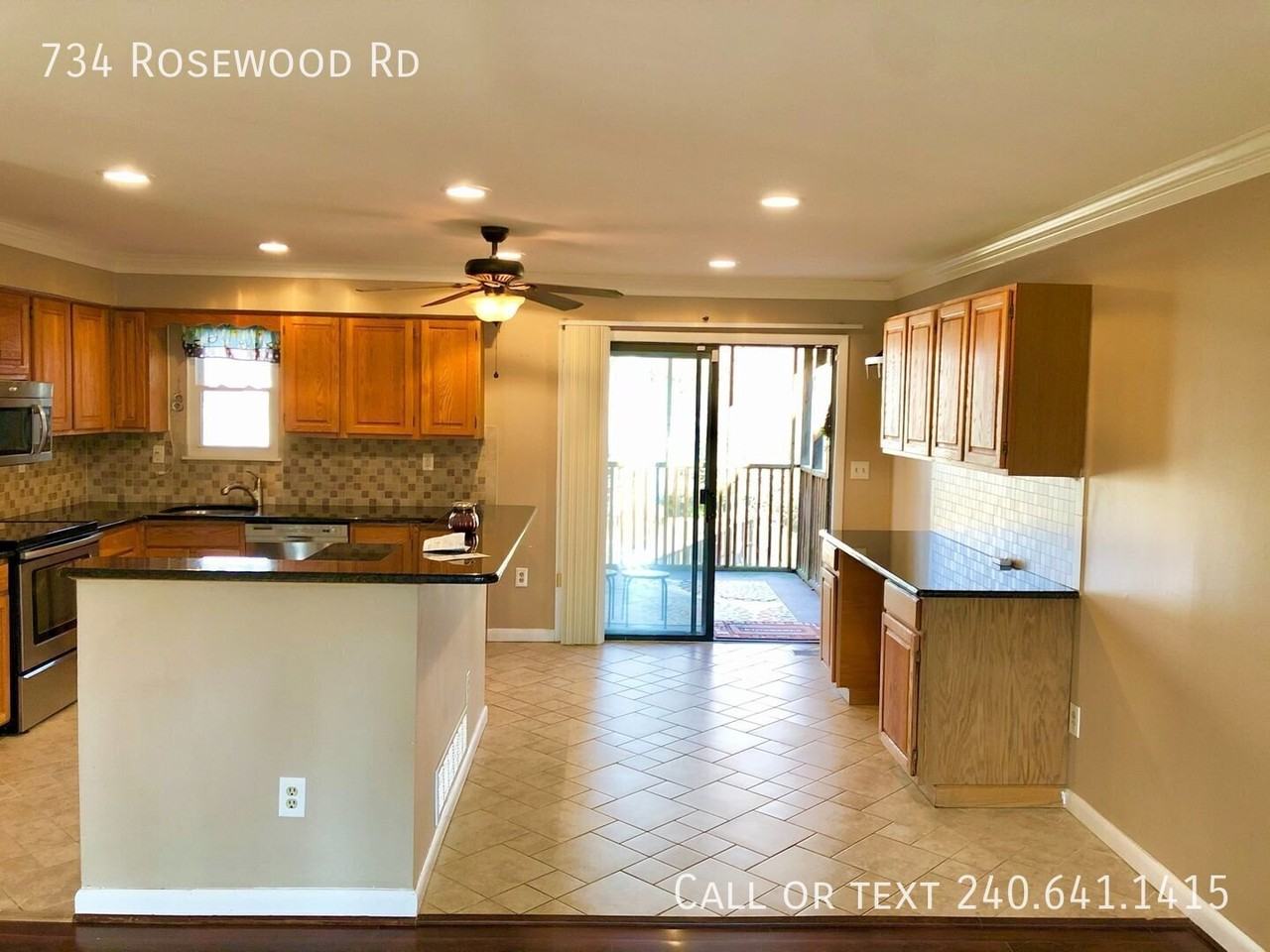 734 Rosewood Rd - Photo 5 of 28