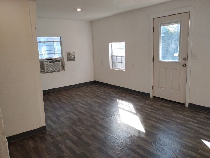 726 Chestnut St #C - Photo 6 of 6