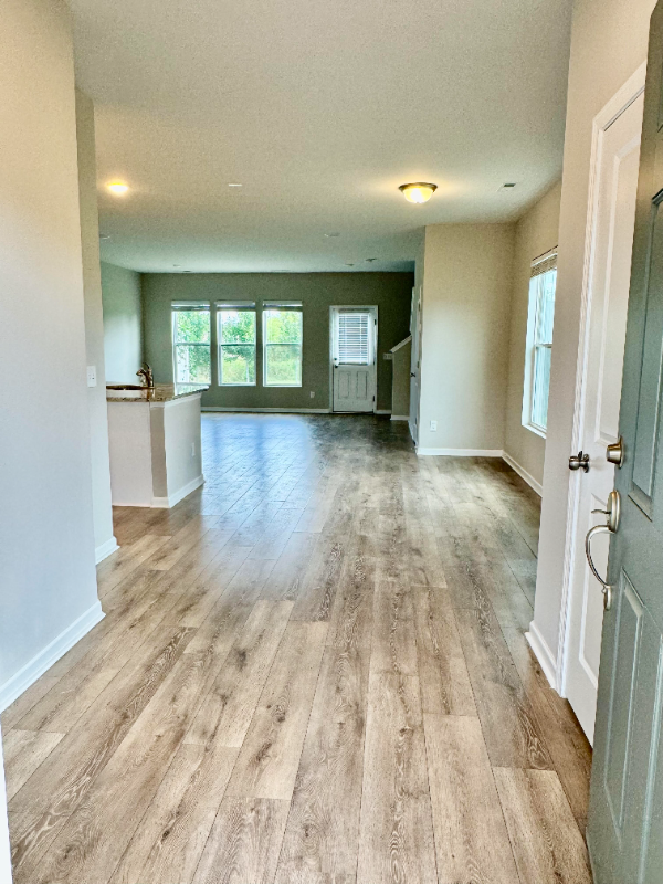 2441 Salem Creek Ct - Photo 4 of 20