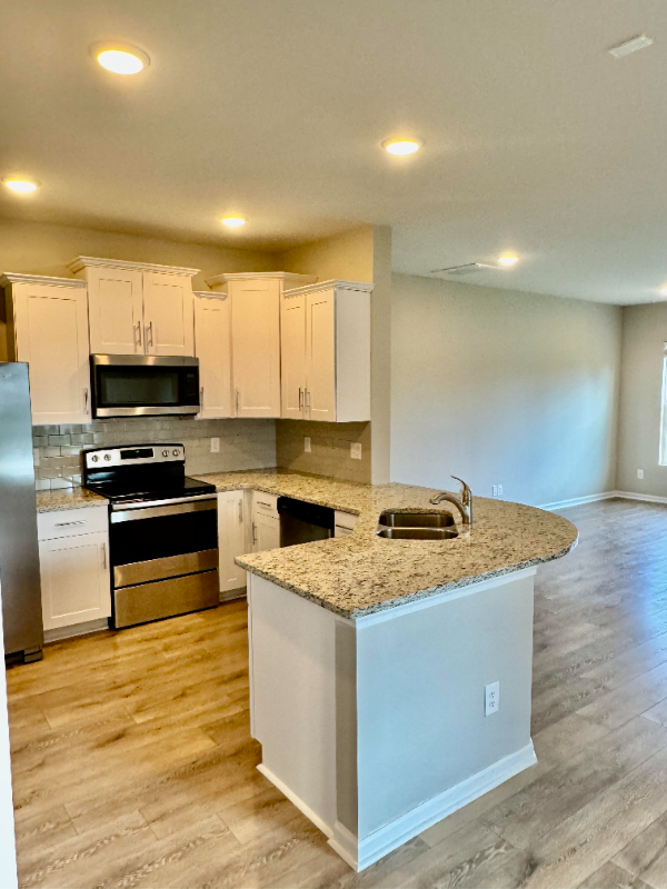 2441 Salem Creek Ct - Photo 6 of 20