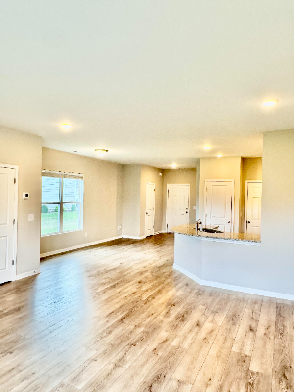 2441 Salem Creek Ct - Photo 7 of 20