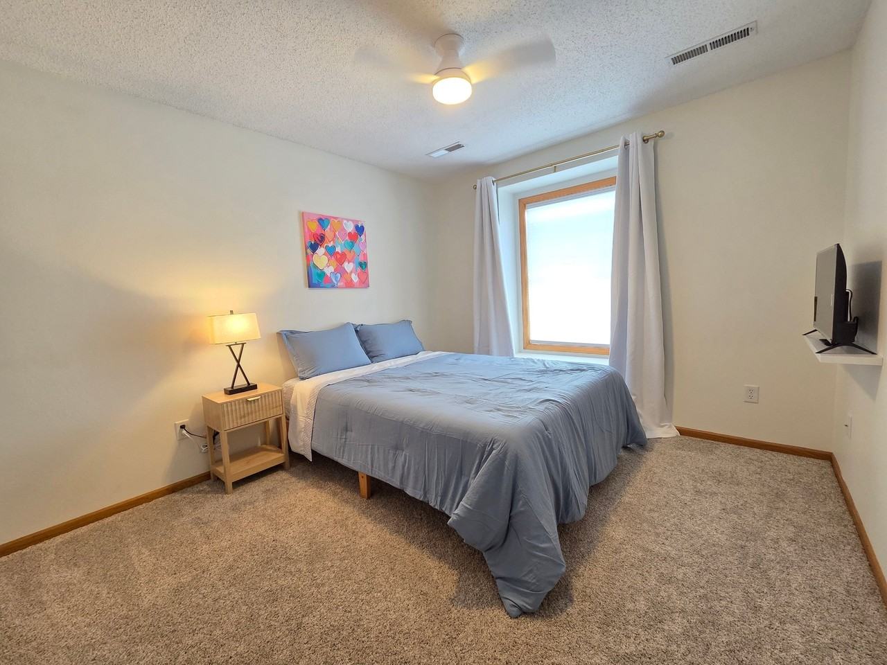 615 Rachael St - Photo 5 of 23