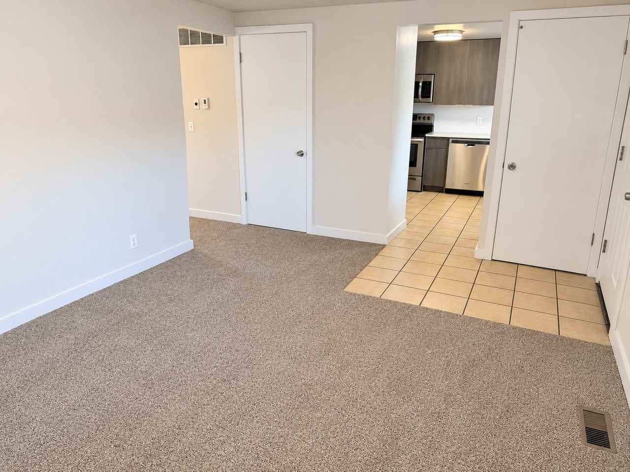 2117 E St #E - Photo 2 of 13
