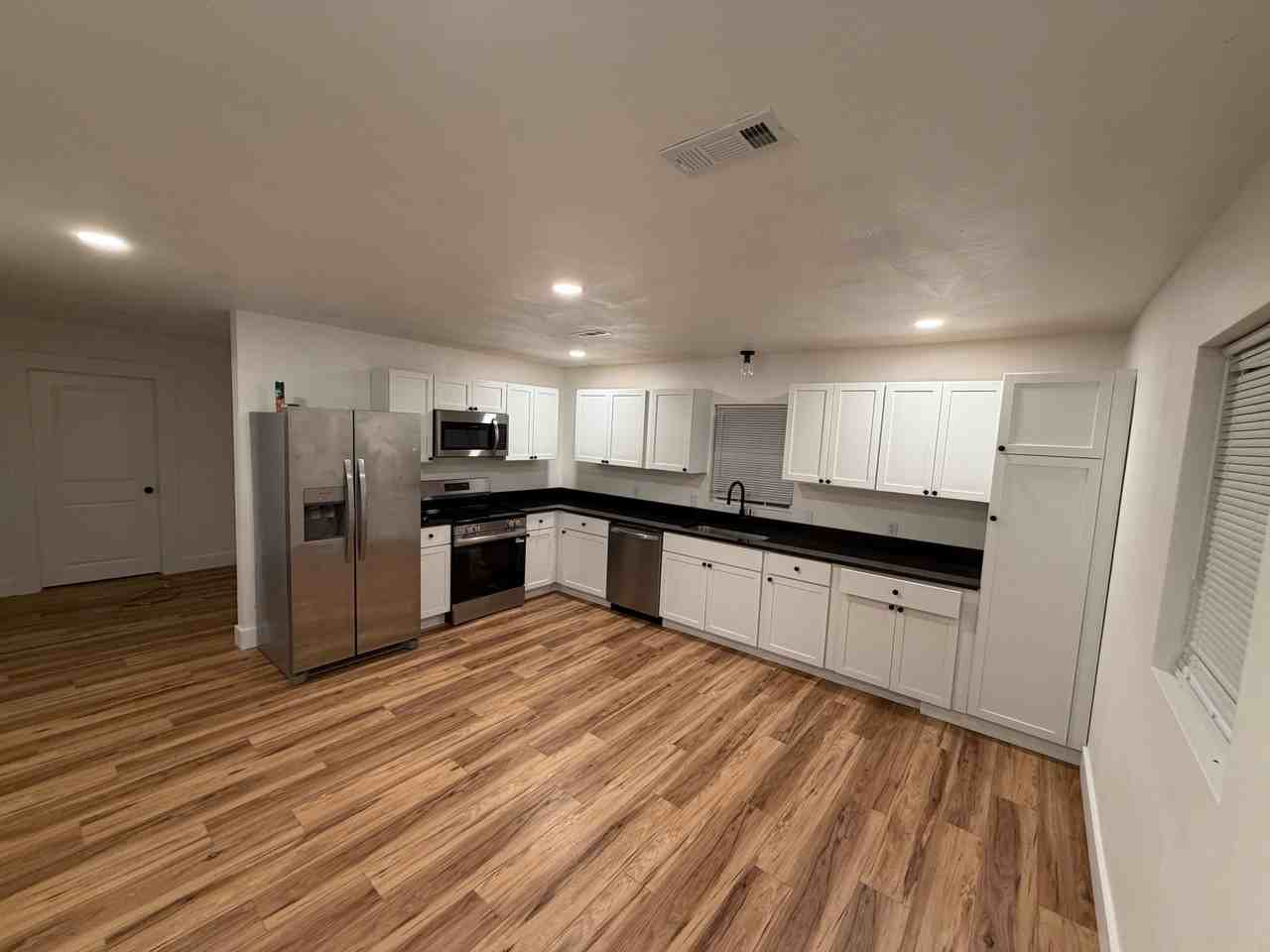 000 Humansville Rental - Photo 2 of 17