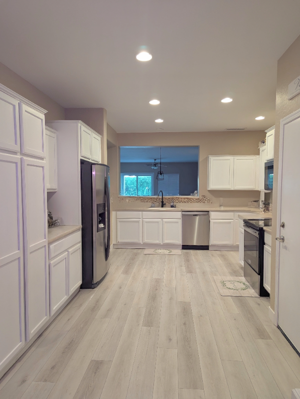 41092 N Salix Dr - Photo 2 of 15