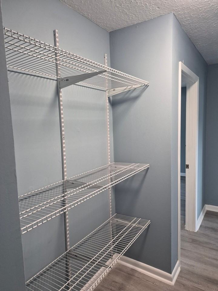 340 Douglas St - Photo 4 of 4