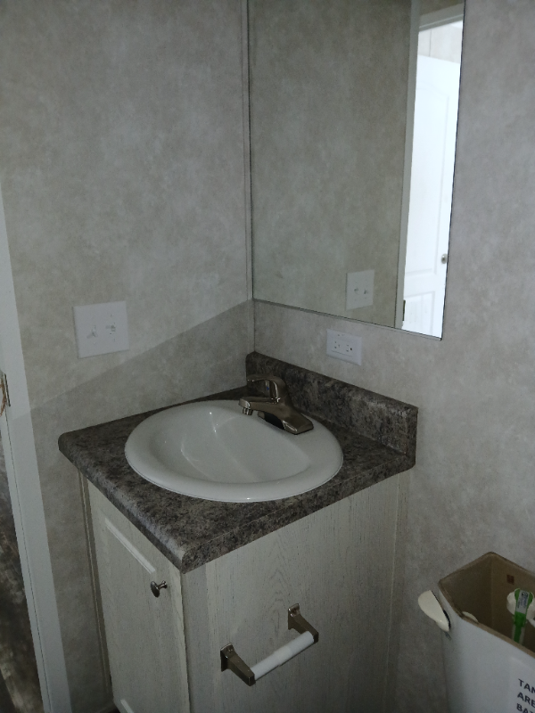 102 Naples Dr - Photo 5 of 7