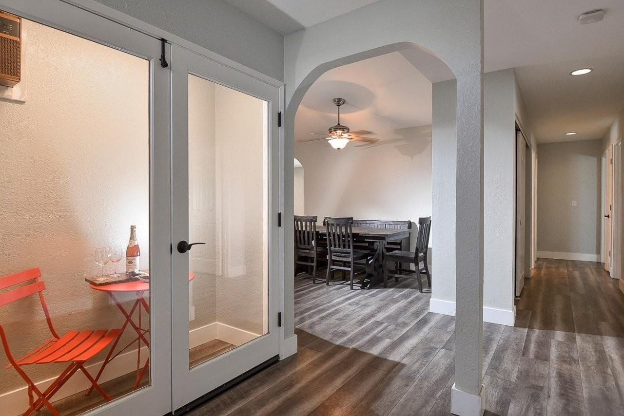 8548 Silvia St - Photo 3 of 16