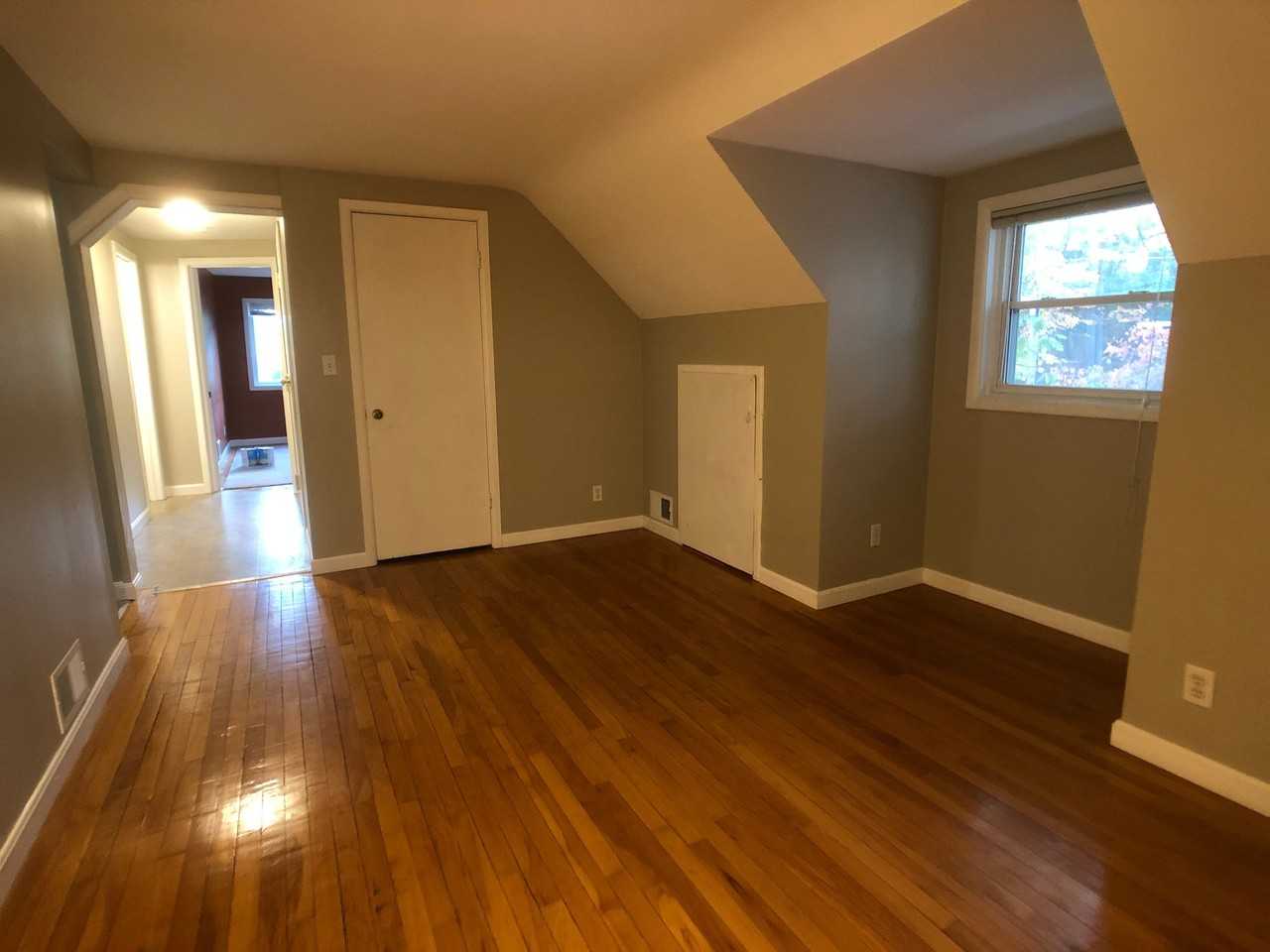 36 Rivermount Ter #B - Photo 7 of 14