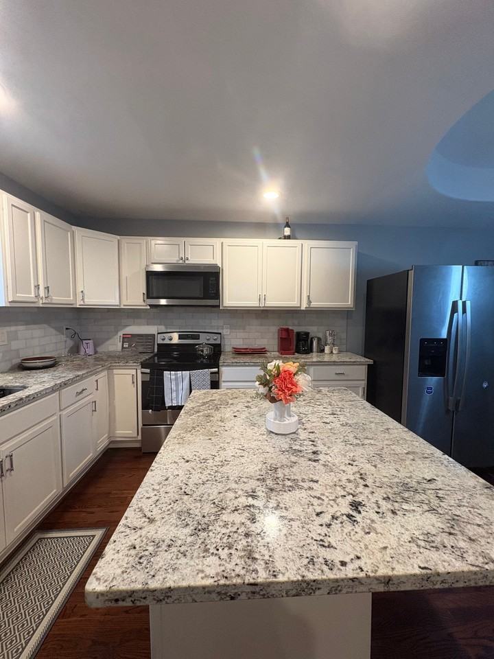 7028 Gammage St - Photo 3 of 12