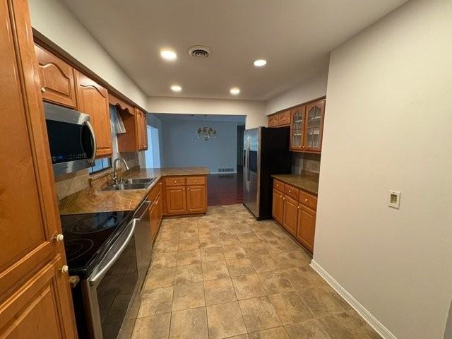 7000 Sw 3rd Ave - Photo 4 of 10