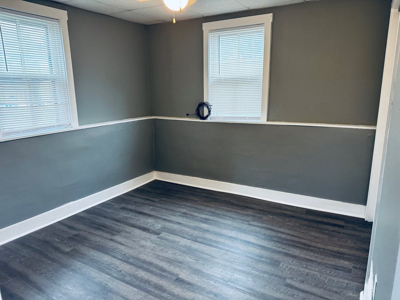 121 E Chestnut St #2 - Photo 6 of 8