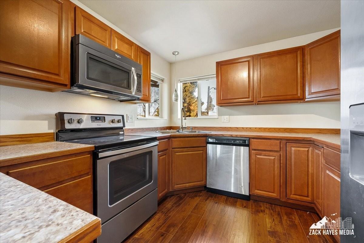 928 E 10th Ave #4 - Photo 4 of 7