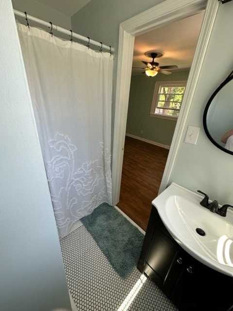 122 S Pleasant St - Photo 6 of 13