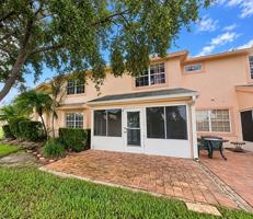 featured image of 2112 Se Wild Meadow Cir #101