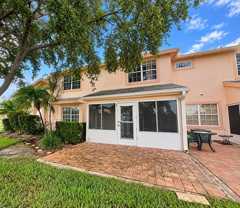 2112 Se Wild Meadow Cir #101 - Photo 1 of 1