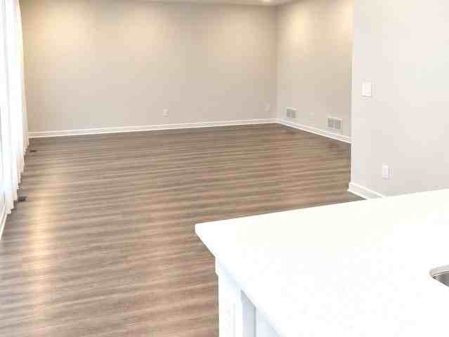 13726 S Sanibel St - Photo 3 of 12